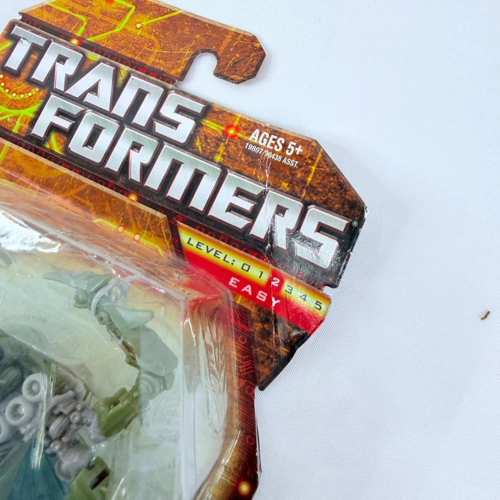 Transformers Hunt for the Decepticons Insecticon Scout Class Figure 2010 Hasbro